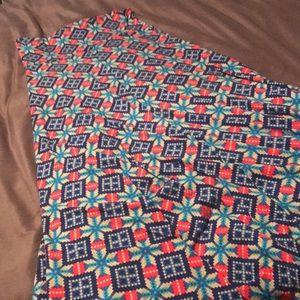 LULAROE  size medium maxi.